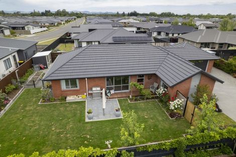 Photo of property in 25 Highgate Drive, Rangiora, 7400