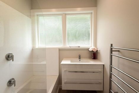 Photo of property in 11 Morgan Place, Tawa, Wellington, 5028