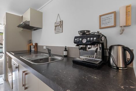 Photo of property in Atlas Apartments, 17/49 Maunganui Road, Mount Maunganui, 3116