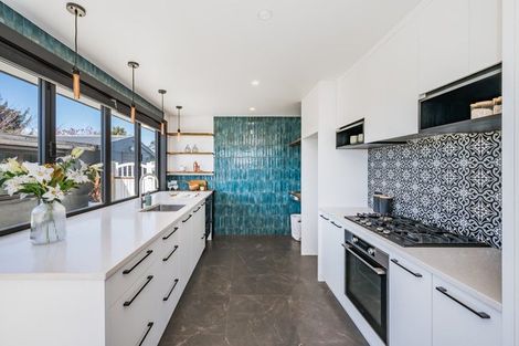 Photo of property in 13 Chums Road, Paraparaumu Beach, Paraparaumu, 5032