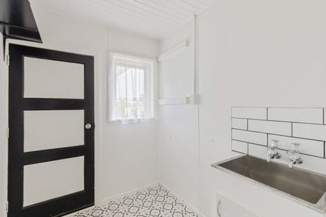 Photo of property in 55 Wrantage Street, Westown, New Plymouth, 4310