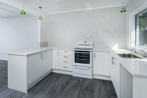 Photo of property in 1/20 Chartwell Avenue, Glenfield, Auckland, 0629