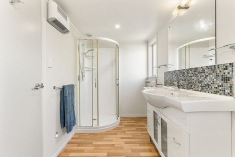 Photo of property in 87 Bayswater Avenue, Bayswater, Auckland, 0622