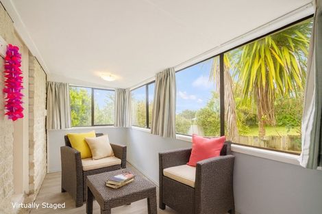 Photo of property in 2/52 Manuka Road, Glenfield, Auckland, 0629