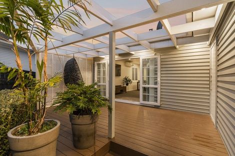 Photo of property in 18 Apirana Avenue, Glen Innes, Auckland, 1072