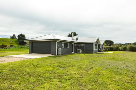 Photo of property in 62 River Road, Otane, Waipawa, 4271