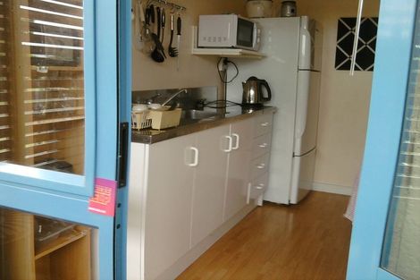 Photo of property in 16 Freyberg Street, Roslyn, Palmerston North, 4414