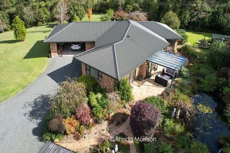 Photo of property in 65 Pahi Road, Paparoa, 0571