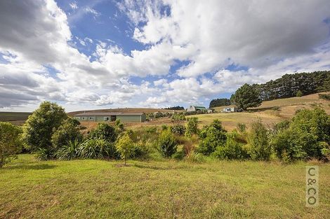 Photo of property in 231 Taiapa Road, Muriwai, Waimauku, 0881