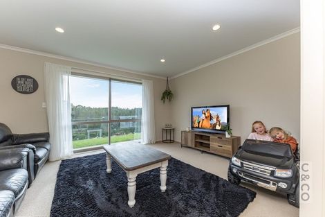 Photo of property in 92 Taiapa Valley Road, Muriwai, Waimauku, 0881