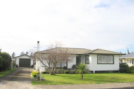 Photo of property in 106 Conway Street, Mayfair, Hastings, 4122