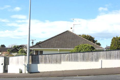 Photo of property in 79 Mangorei Road, Strandon, New Plymouth, 4312