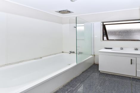 Photo of property in 2/4 Martha Lane, Weymouth, Auckland, 2103