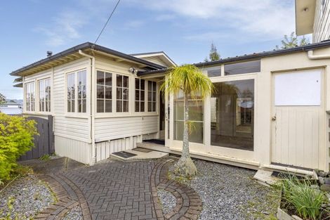 Photo of property in 18 Mere Road, Taupo, 3330