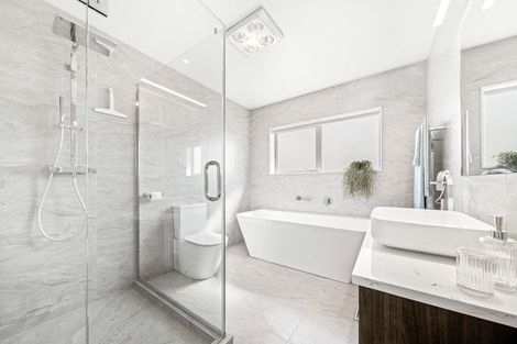 Photo of property in 1 Turutu Place, Long Bay, Auckland, 0630