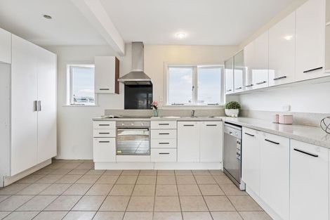 Photo of property in 5c Mountain Road, Mount Wellington, Auckland, 1072
