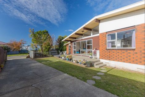 Photo of property in 19 Alexander Street, Awapuni, Palmerston North, 4412
