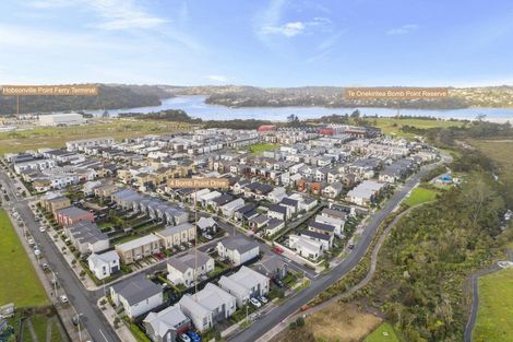 Photo of property in 4 Bomb Point Drive, Hobsonville, Auckland, 0616