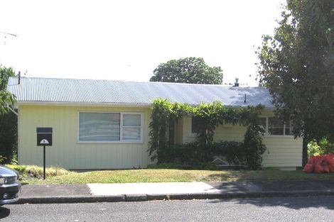 Photo of property in 8 Vienna Place, Birkenhead, Auckland, 0626