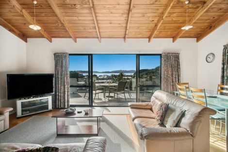 Photo of property in 43 Kings Road, Paihia, 0200