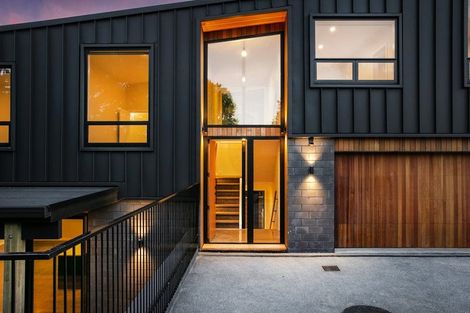 Photo of property in 7 Kaihuia Lane, Oratia, Auckland, 0604