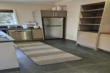 Photo of property in 22 Hampton Hill Road, Tawa, Wellington, 5028