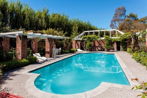 Photo of property in 163 Gardiners Road, Harewood, Christchurch, 8051