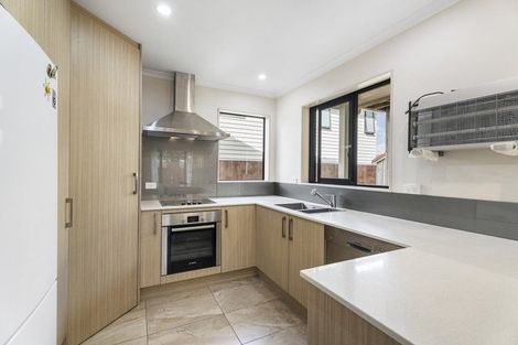 Photo of property in 21 Maylee Crescent, Gulf Harbour, Whangaparaoa, 0930