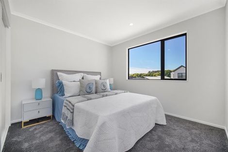 Photo of property in 8 Combat Street, Papakura, 2110