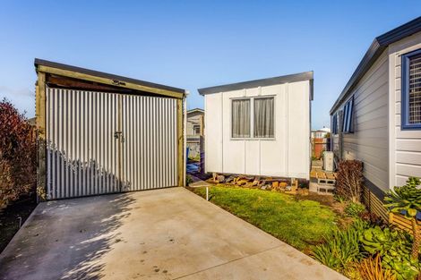 Photo of property in 13 Hickey Place, Opunake, 4616