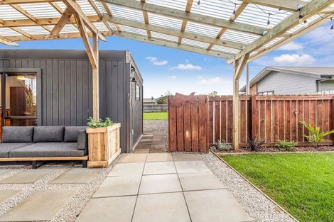 Photo of property in 17 Cook Drive, Whitianga, 3510