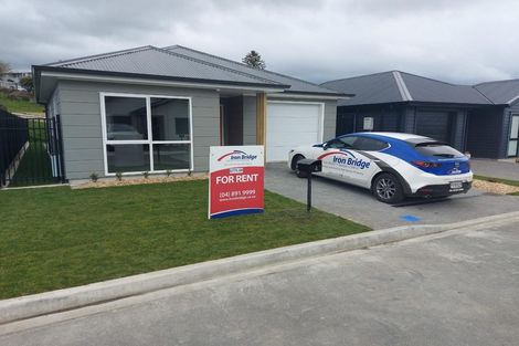 Photo of property in 4 Thornbury Lane, Timberlea, Upper Hutt, 5018