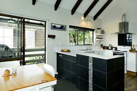 Photo of property in 2/169 Tahunanui Drive, Tahunanui, Nelson, 7011