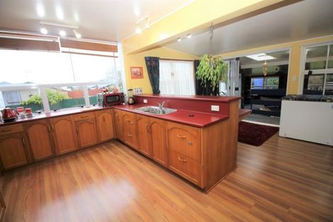 Photo of property in 27 Victoria Avenue, Dannevirke, 4930