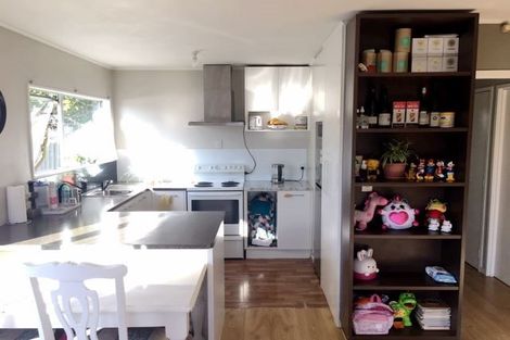 Photo of property in 1/163 Rathgar Road, Henderson, Auckland, 0610