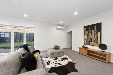 Photo of property in 10 Rose Berry Crescent, Flagstaff, Hamilton, 3210