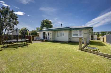 Photo of property in 88 Folkestone Drive, Flaxmere, Hastings, 4120