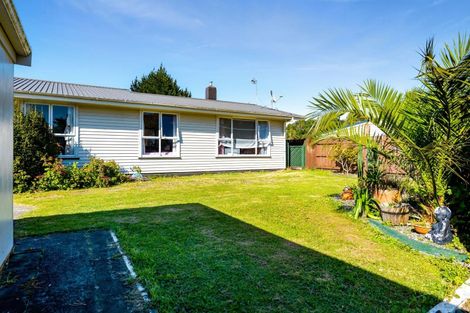 Photo of property in 66 Endeavour Street, Marfell, New Plymouth, 4310