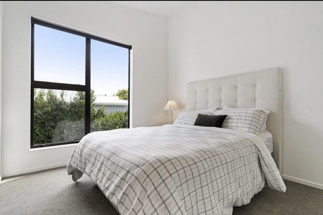 Photo of property in 6/82 East Coast Road, Milford, Auckland, 0620