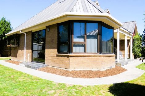 Photo of property in 11 Clemett Place, Kaiapoi, 7630