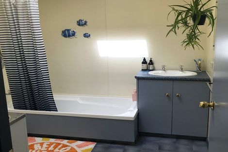 Photo of property in 8 Spiers Street, Kakanui, Oamaru, 9495