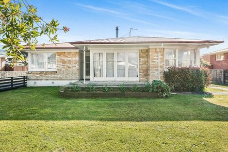 Photo of property in 24 Cotton Street, St Andrews, Hamilton, 3200