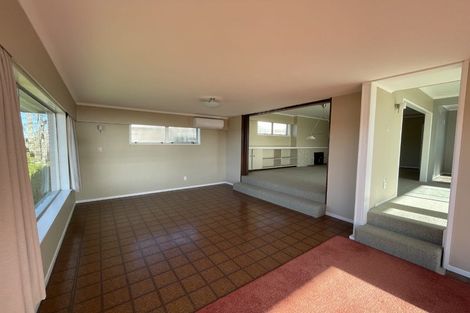 Photo of property in 38a Churchill Road, Murrays Bay, Auckland, 0630
