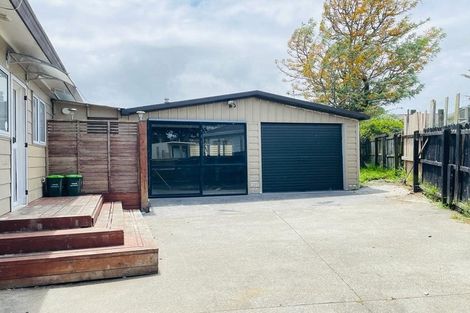 Photo of property in 7 Etherton Drive, Weymouth, Auckland, 2103