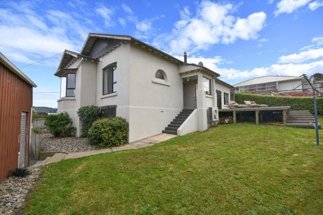 Photo of property in 11 John Street, Ocean View, Dunedin, 9035