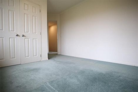 Photo of property in 16 Brittany Drive, Henderson, Auckland, 0612