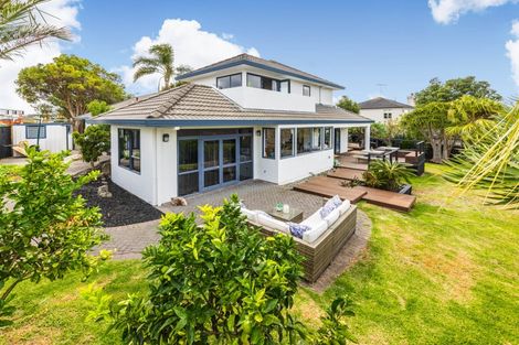 Photo of property in 62 Keywella Drive, Conifer Grove, Takanini, 2112