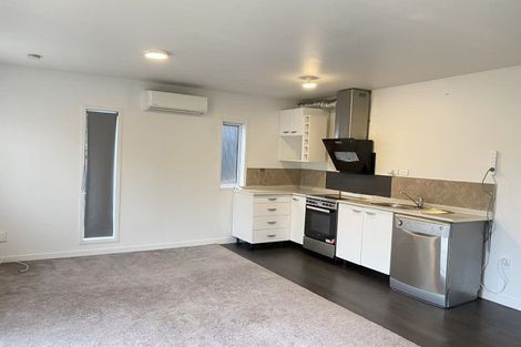 Photo of property in 43 Fitzwater Place, Henderson, Auckland, 0612