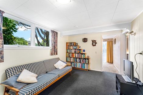 Photo of property in 1 Ruapae Grove, Trentham, Upper Hutt, 5018