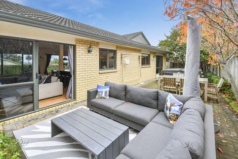 Photo of property in 1 Amarillo Place, Manurewa, Auckland, 2105